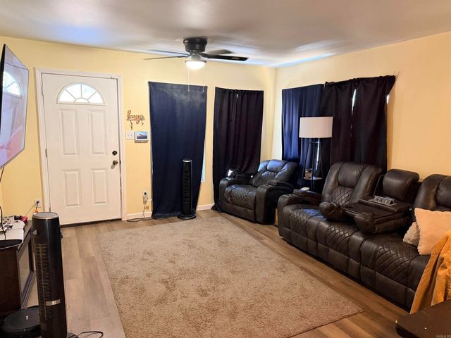 413 Mason St, Hot Springs, AR 71913