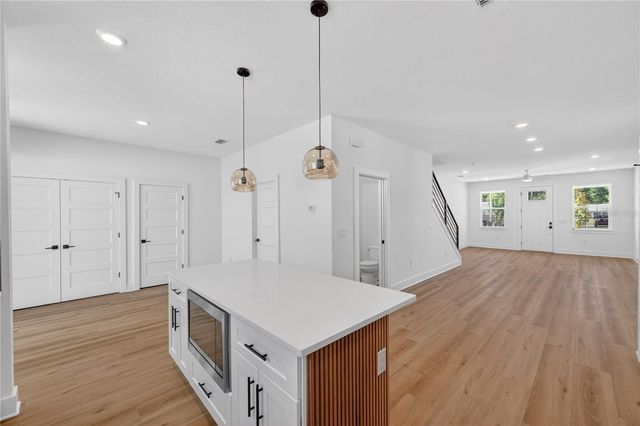 4181 56TH AVENUE N, St Petersburg, FL 33714