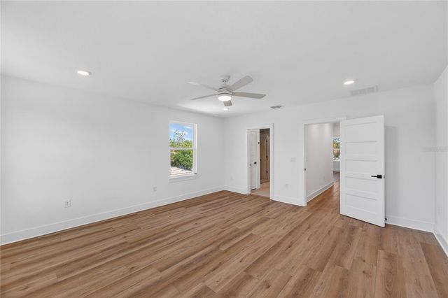 4181 56TH AVENUE N, St Petersburg, FL 33714