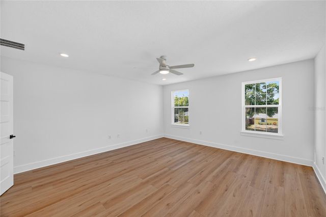 4181 56TH AVENUE N, St Petersburg, FL 33714