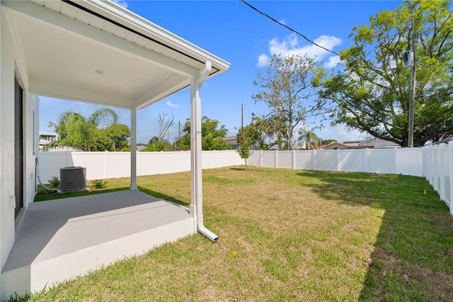 4181 56TH AVENUE N, St Petersburg, FL 33714