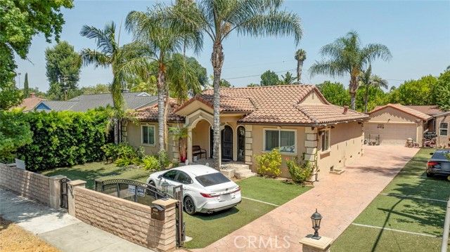 4710 Ventura Canyon Avenue, Sherman Oaks, CA 91423