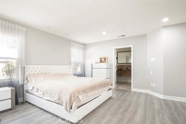 4710 Ventura Canyon Avenue, Sherman Oaks, CA 91423