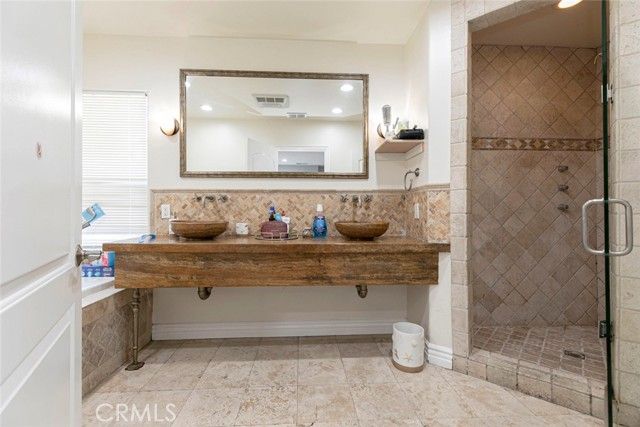 4710 Ventura Canyon Avenue, Sherman Oaks, CA 91423