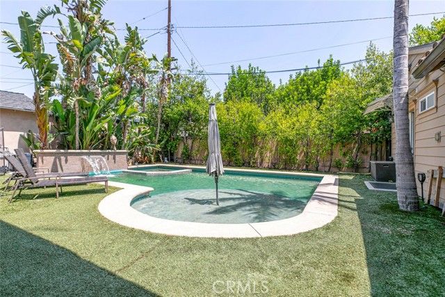 4710 Ventura Canyon Avenue, Sherman Oaks, CA 91423
