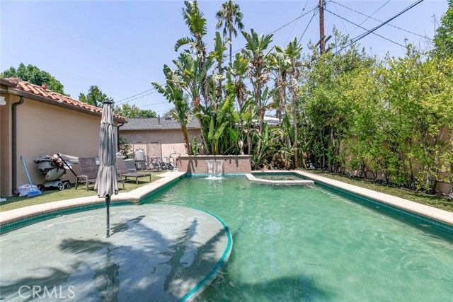 4710 Ventura Canyon Avenue, Sherman Oaks, CA 91423