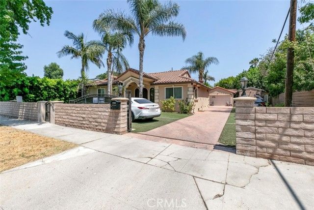 4710 Ventura Canyon Avenue, Sherman Oaks, CA 91423