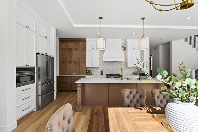 14759 Mcginty Road W, Minnetonka, MN 55391