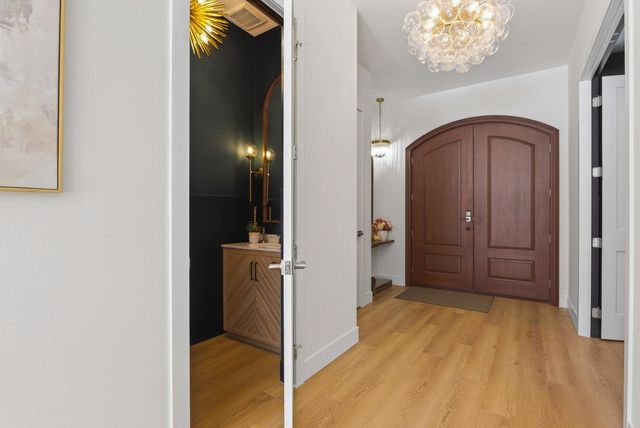 14759 Mcginty Road W, Minnetonka, MN 55391