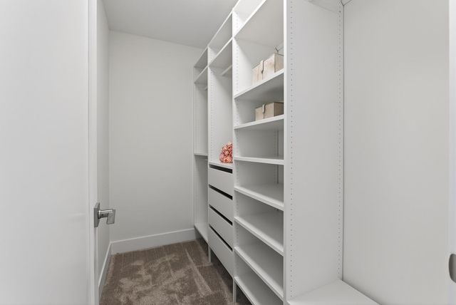 14759 Mcginty Road W, Minnetonka, MN 55391