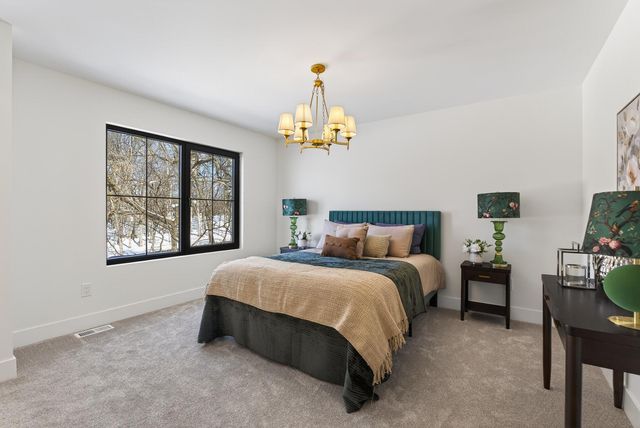 14759 Mcginty Road W, Minnetonka, MN 55391