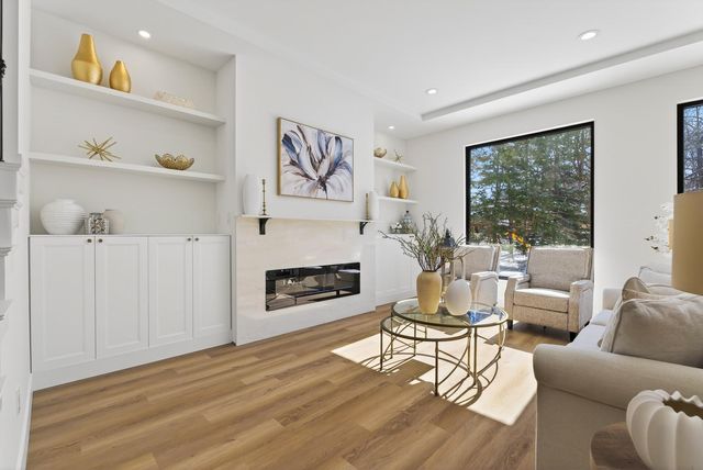 14759 Mcginty Road W, Minnetonka, MN 55391