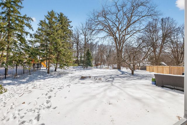 14759 Mcginty Road W, Minnetonka, MN 55391