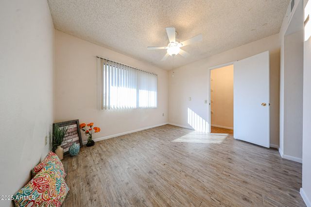 9714 W Mockingbird Drive, Sun City, AZ 85373