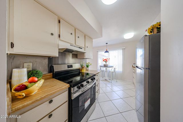 9714 W Mockingbird Drive, Sun City, AZ 85373