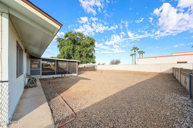 9714 W Mockingbird Drive, Sun City, AZ 85373