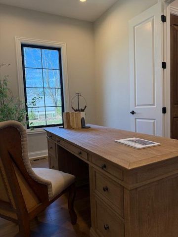 92 Barrington Place, Powell, OH 43065