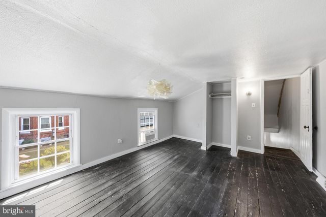 27 SPRUCE ST, Pomeroy, PA 19367