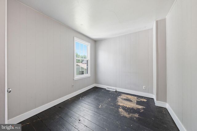 27 SPRUCE ST, Pomeroy, PA 19367
