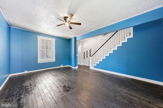 27 SPRUCE ST, Pomeroy, PA 19367