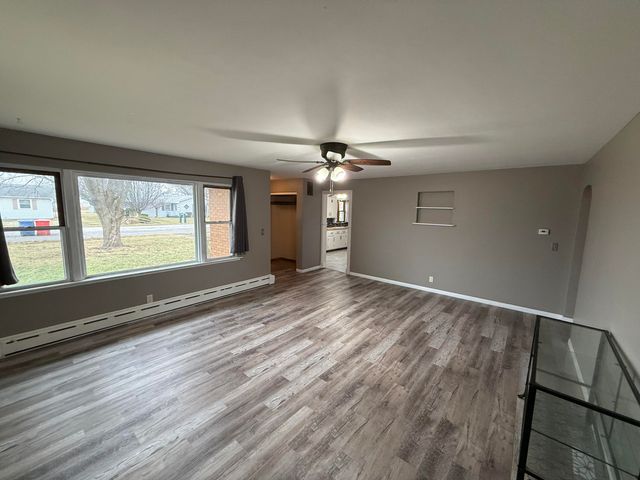 109 Iowa Street, La Crosse, IN 46348