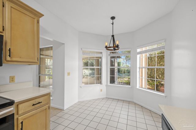 4172 Longwood Cir, Gulf Breeze, FL 32563