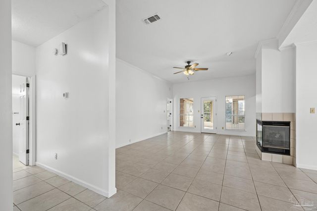 4172 Longwood Cir, Gulf Breeze, FL 32563