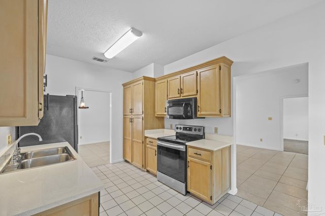 4172 Longwood Cir, Gulf Breeze, FL 32563