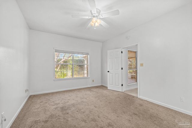 4172 Longwood Cir, Gulf Breeze, FL 32563