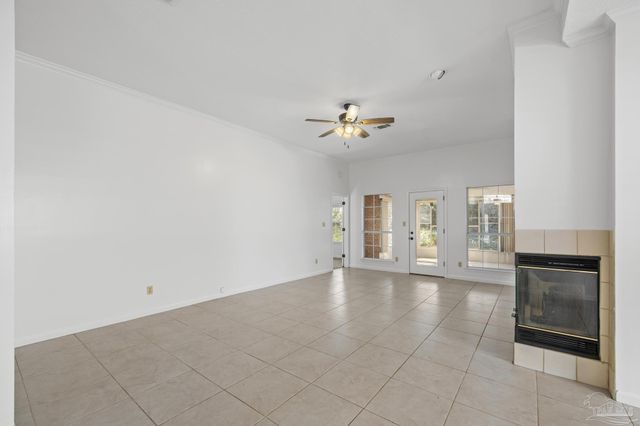 4172 Longwood Cir, Gulf Breeze, FL 32563