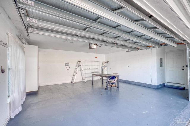 4172 Longwood Cir, Gulf Breeze, FL 32563