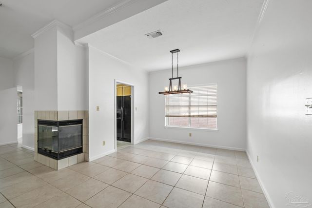 4172 Longwood Cir, Gulf Breeze, FL 32563