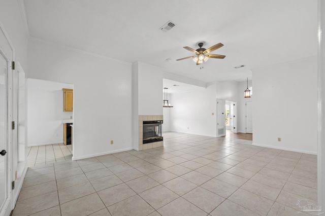 4172 Longwood Cir, Gulf Breeze, FL 32563