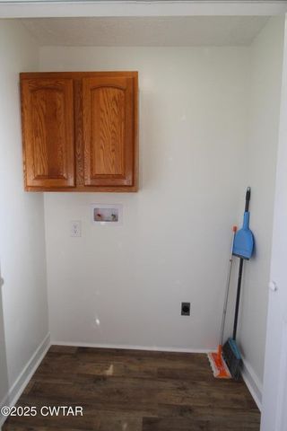 30 Chesterfield Byp, Lexington, TN 38351