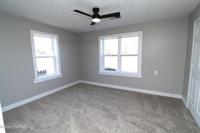 30 Chesterfield Byp, Lexington, TN 38351