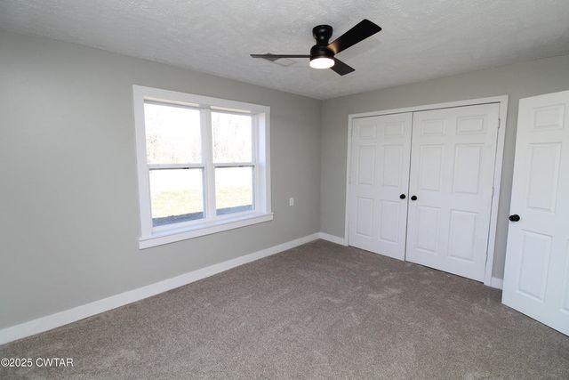 30 Chesterfield Byp, Lexington, TN 38351