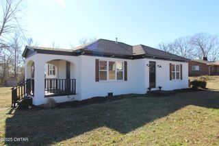 30 Chesterfield Byp, Lexington, TN 38351
