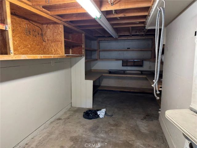 1041 W Acacia, Orange, CA 92868