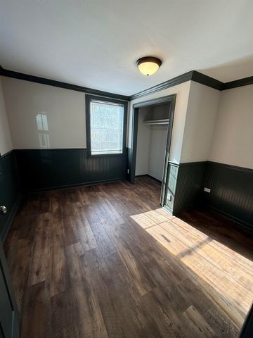 226 OAK ST, Selmer, TN 38375