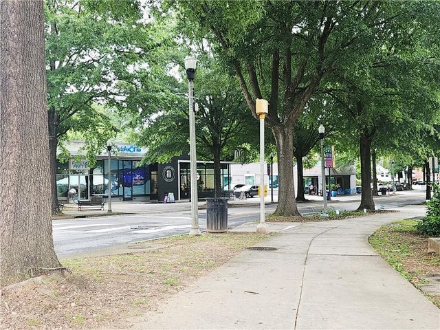 620 Harrington Hills, Decatur, GA 30032