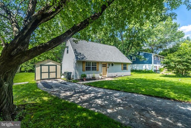 9 GLEN RIDGE DR, Downingtown, PA 19335