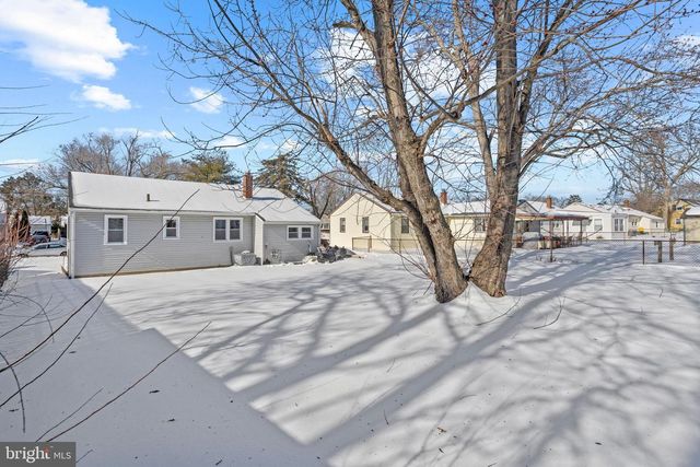 226 ADAMS AVE, Barrington, NJ 08007