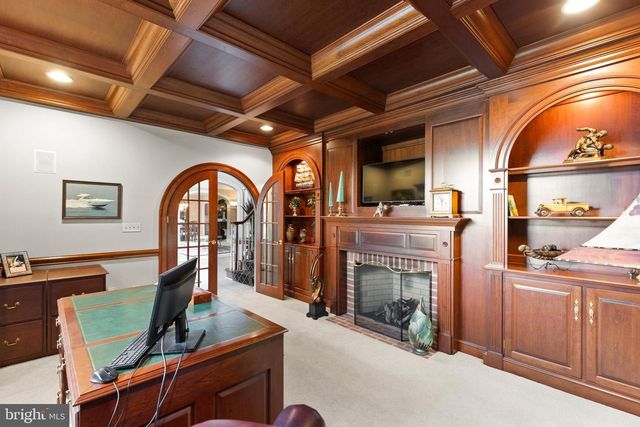 121 MADARA DR, Hanover, PA 17331