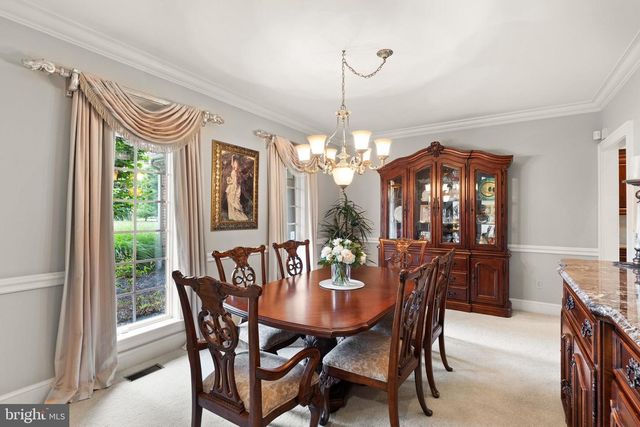 121 MADARA DR, Hanover, PA 17331