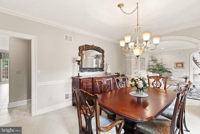 121 MADARA DR, Hanover, PA 17331