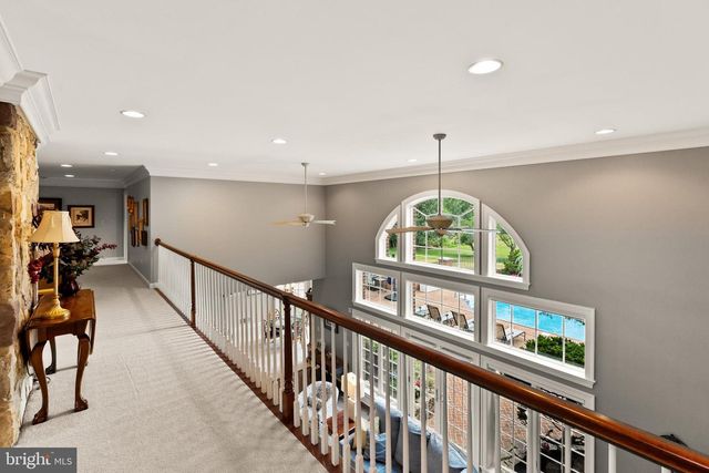 121 MADARA DR, Hanover, PA 17331