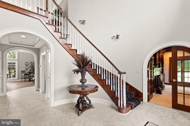 121 MADARA DR, Hanover, PA 17331