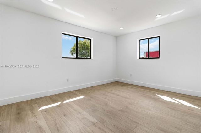 16910 SW 121st Ave, Miami, FL 33177