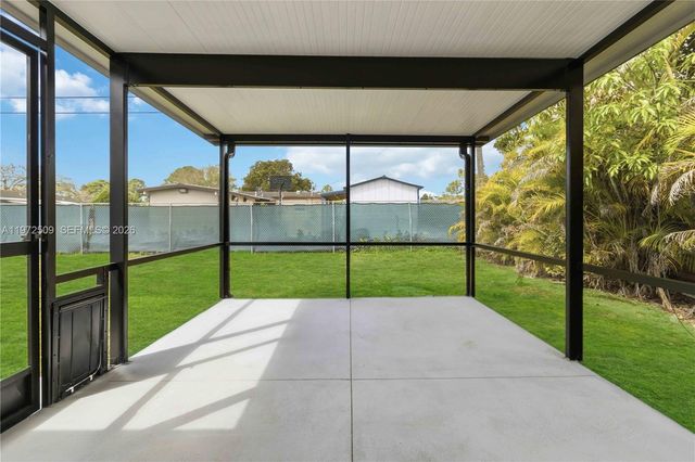 16910 SW 121st Ave, Miami, FL 33177