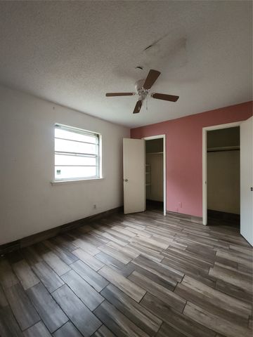 409 Nathan Street, Burleson, TX 76028